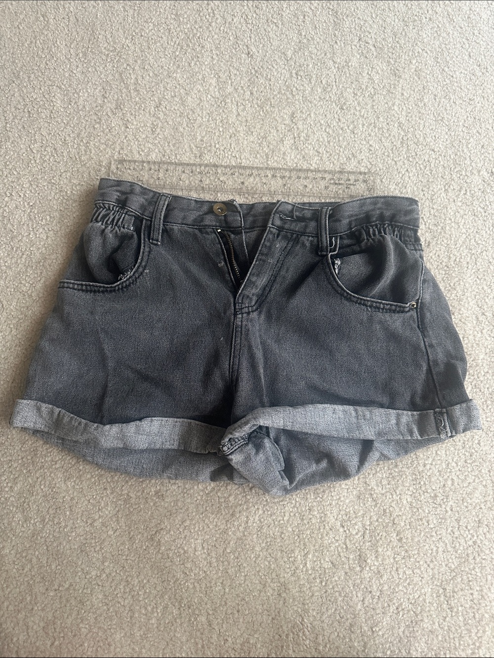 Gray Rolled-Hem Women’s Shorts